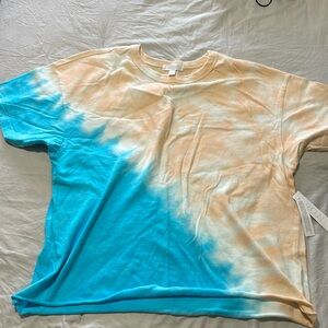 NWT Abound size xs tie dye, short sleeved crop shirt
